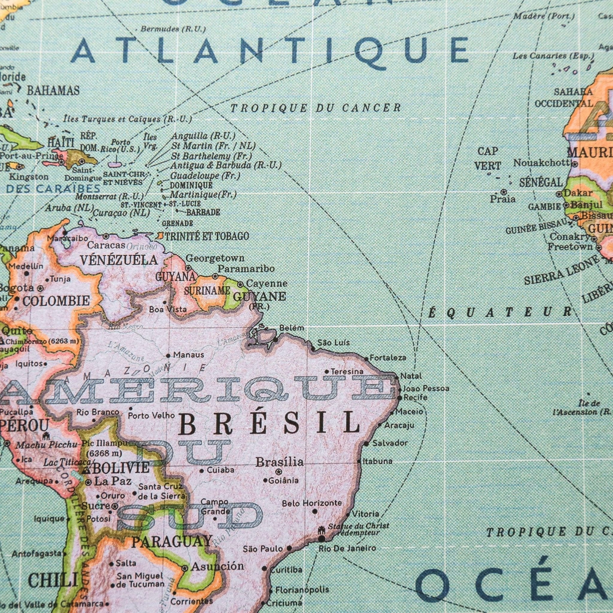 Affiche Carte du Monde Murale Rétro XXL (120x90cm) - Édition 2024 en Français - Style Vintage - PAPPUS EDITIONS